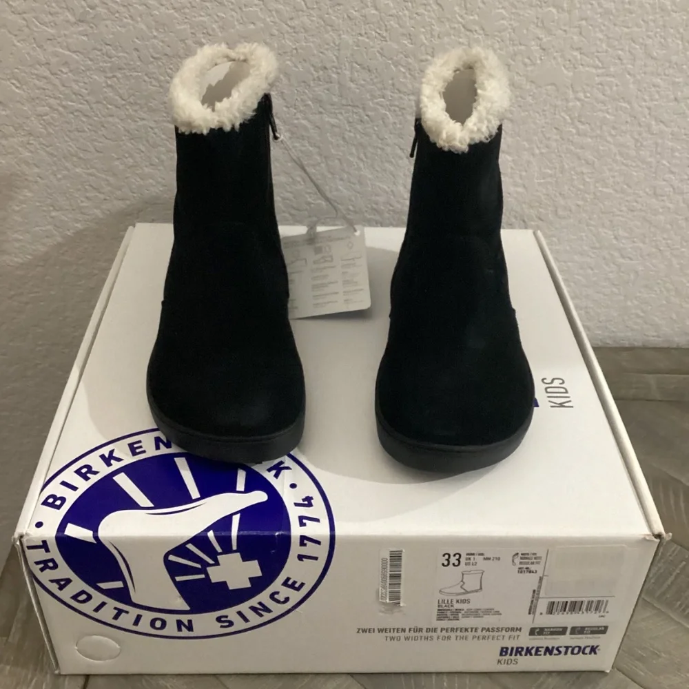Birkenstock Kids' Lille Faux Shearling Lined Bootie (Little Kid), size 2US/33EU